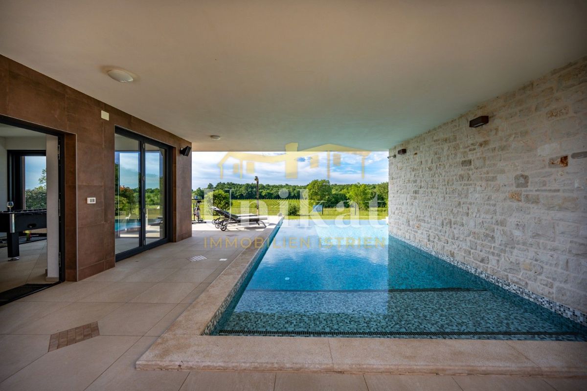 Casa di lusso con garage sotterraneo - 3 km dal mare